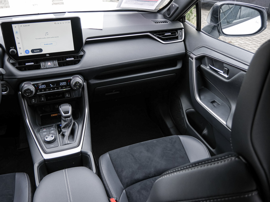 Fahrzeugansicht TOYOTA RAV4 2.5 Plug-in Hybrid 4x4 - Bild 9