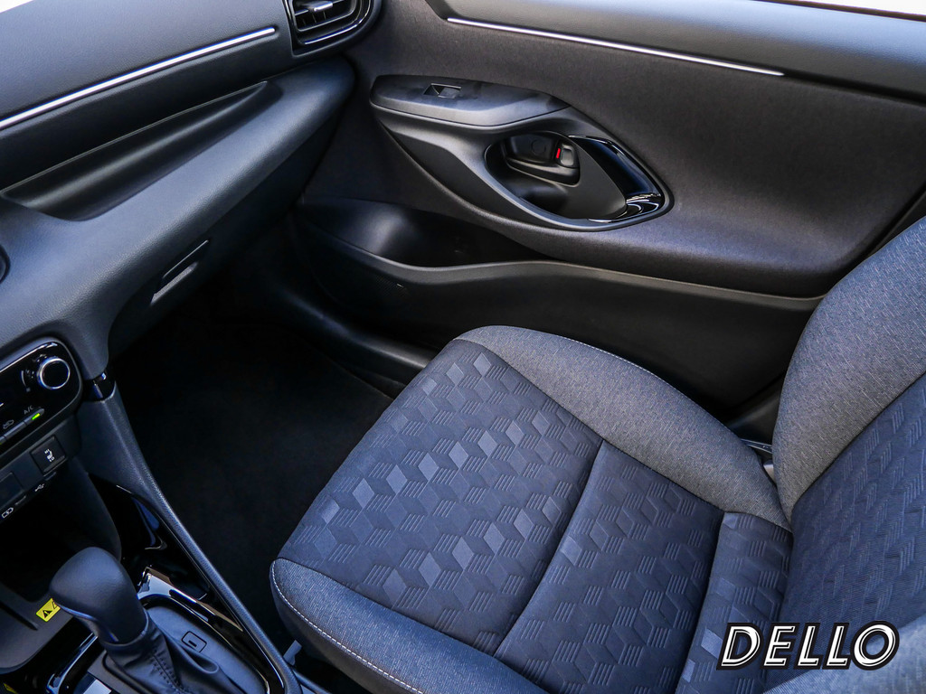 Fahrzeugansicht TOYOTA Yaris 1.5 Hybrid Teamplayer - Bild 18