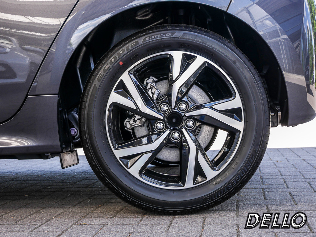 Fahrzeugansicht TOYOTA Yaris 1.5 Hybrid Teamplayer - Bild 37