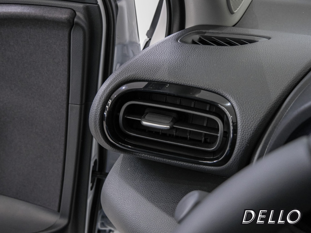 Fahrzeugansicht TOYOTA Yaris 1.5 Hybrid Teamplayer inkl.WKR +Safety+Comfortpaket - Bild 27