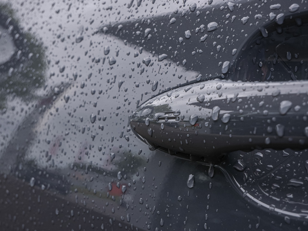 Fahrzeugansicht TOYOTA Yaris 1.5 Hybrid GR Sport - Bild 2