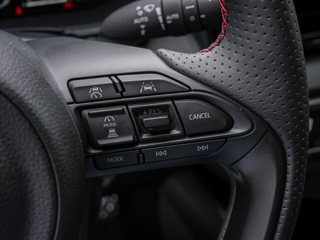 Fahrzeugansicht TOYOTA Yaris 1.5 Hybrid GR Sport - Bild 29