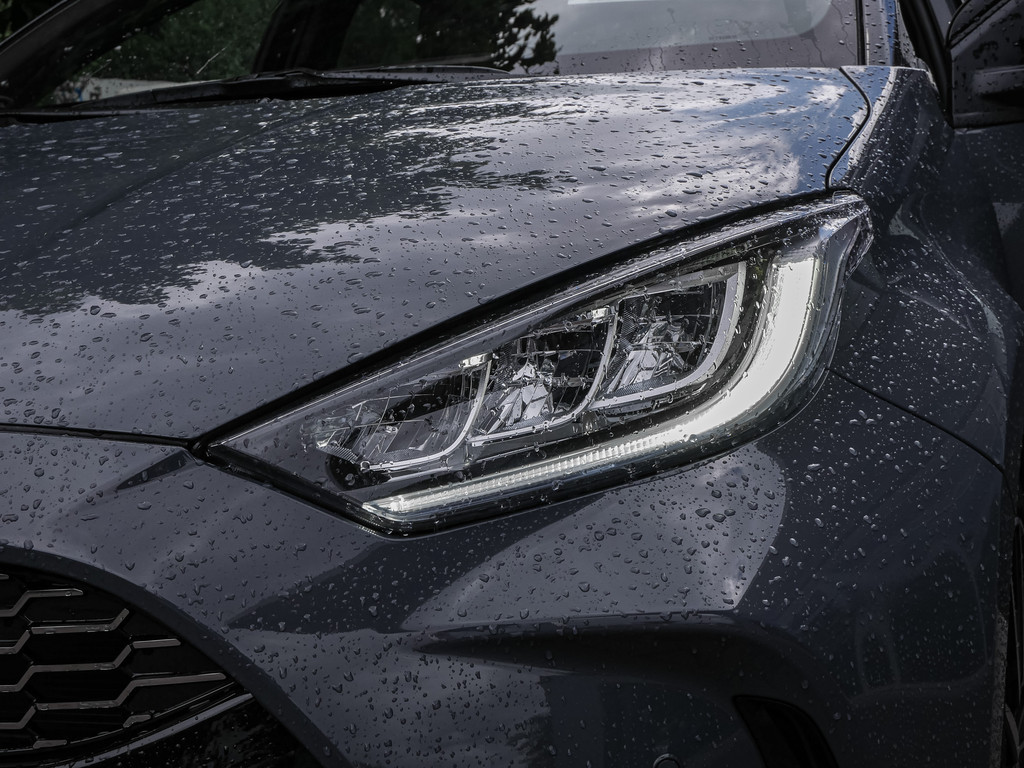 Fahrzeugansicht TOYOTA Yaris 1.5 Hybrid GR Sport - Bild 39