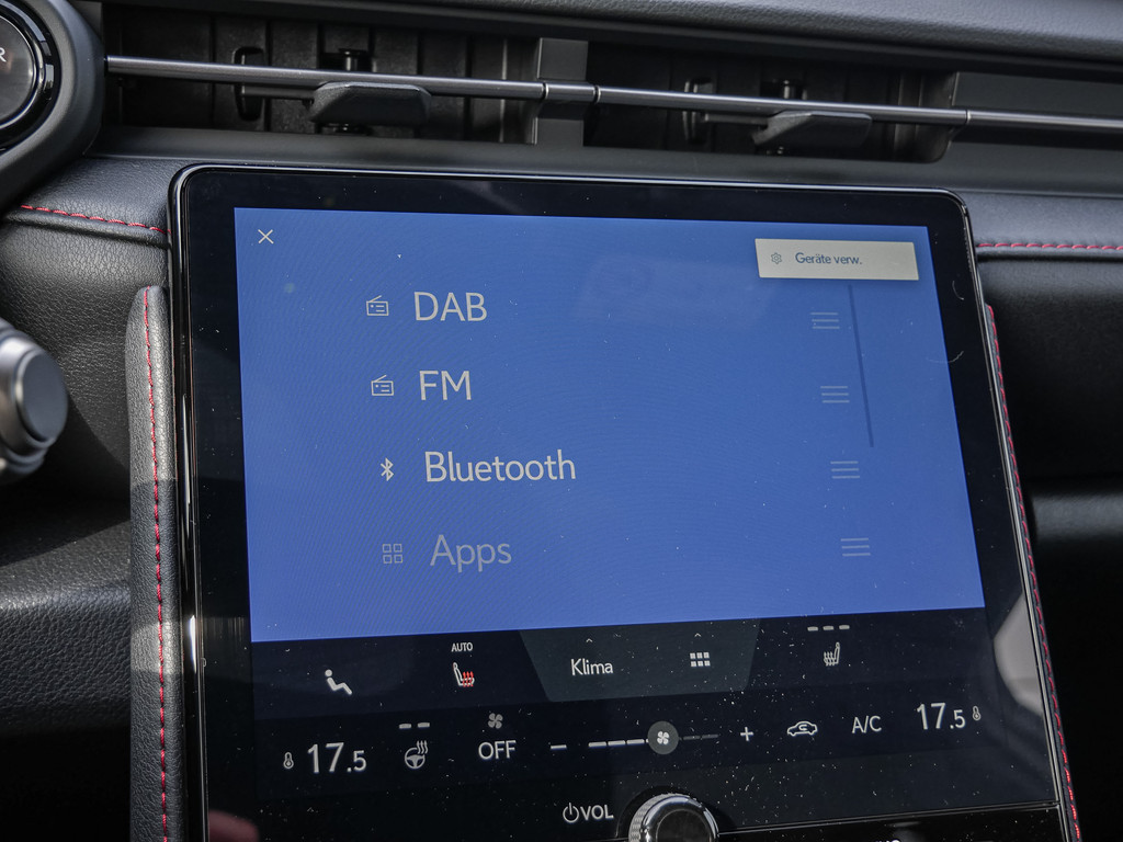 Fahrzeugansicht LEXUS LBX Emotion Safe & Sound - Bild 14