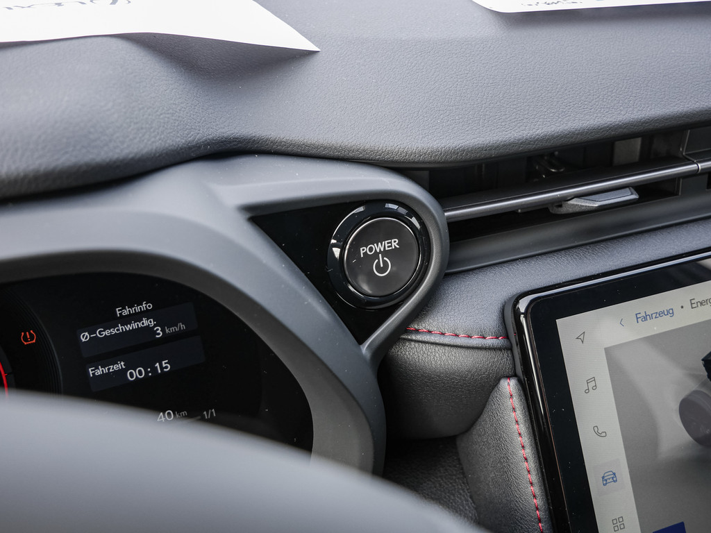 Fahrzeugansicht LEXUS LBX Emotion Safe & Sound - Bild 28