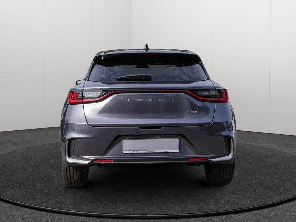 Fahrzeugansicht LEXUS LBX Emotion Safe & Sound - Bild 37