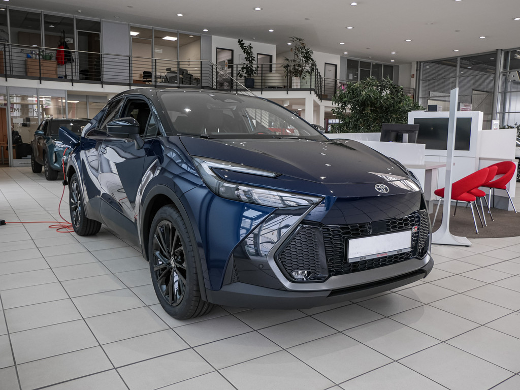 Fahrzeugansicht TOYOTA C-HR 2.0 Plug-In Hybrid GR Sport - Bild 23