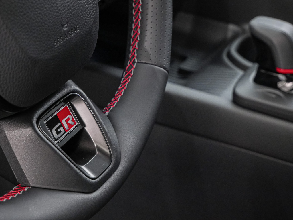 Fahrzeugansicht TOYOTA C-HR 2.0 Plug-In Hybrid GR Sport - Bild 33