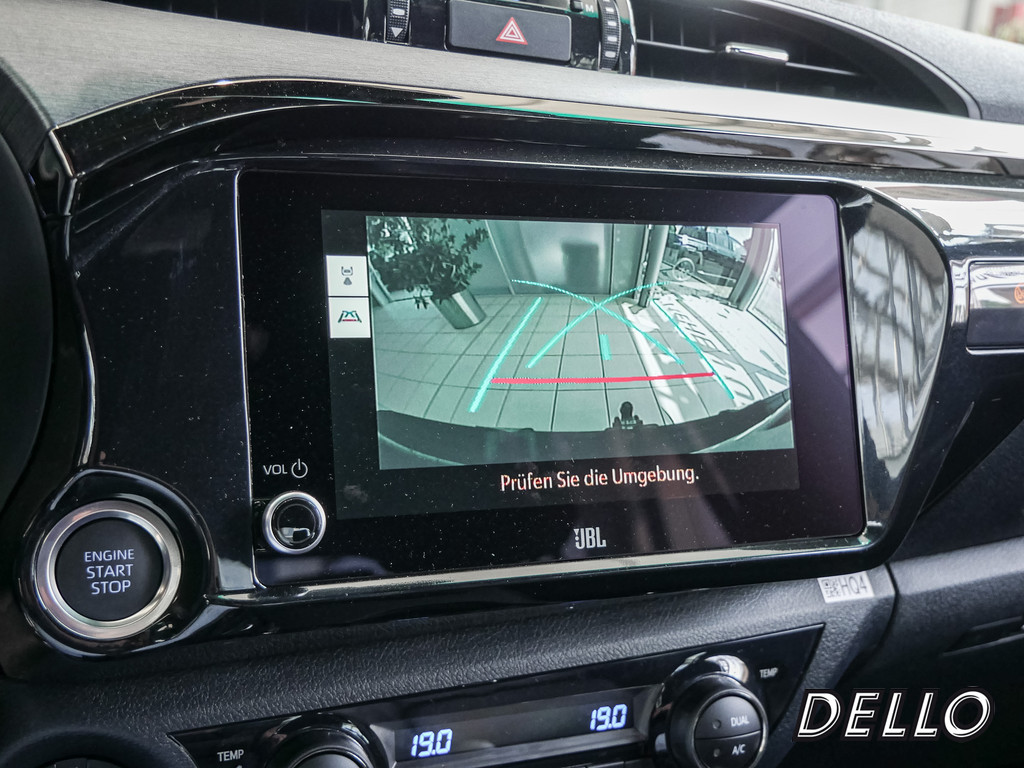 Fahrzeugansicht TOYOTA Hilux 2.8 Double Cab Invincible 4x4 - Bild 18