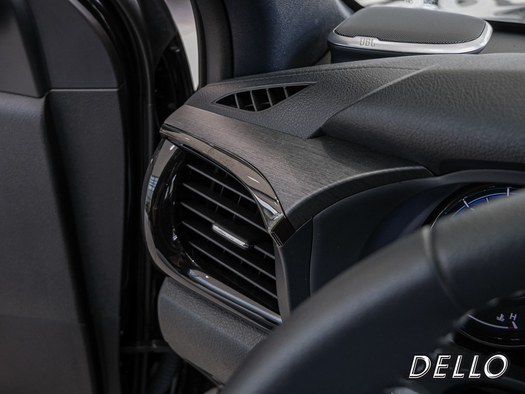 Fahrzeugansicht TOYOTA Hilux 2.8 Double Cab Invincible 4x4 - Bild 36