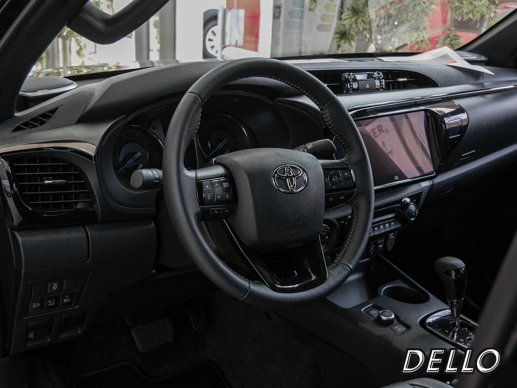 Fahrzeugansicht TOYOTA Hilux 2.8 Double Cab Invincible 4x4 - Bild 39