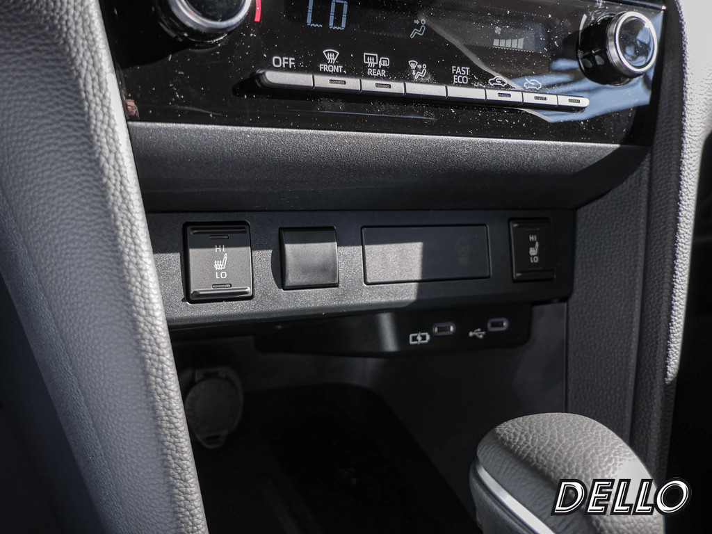 Fahrzeugansicht TOYOTA Yaris 1.5 Hybrid Teamplayer - Bild 5