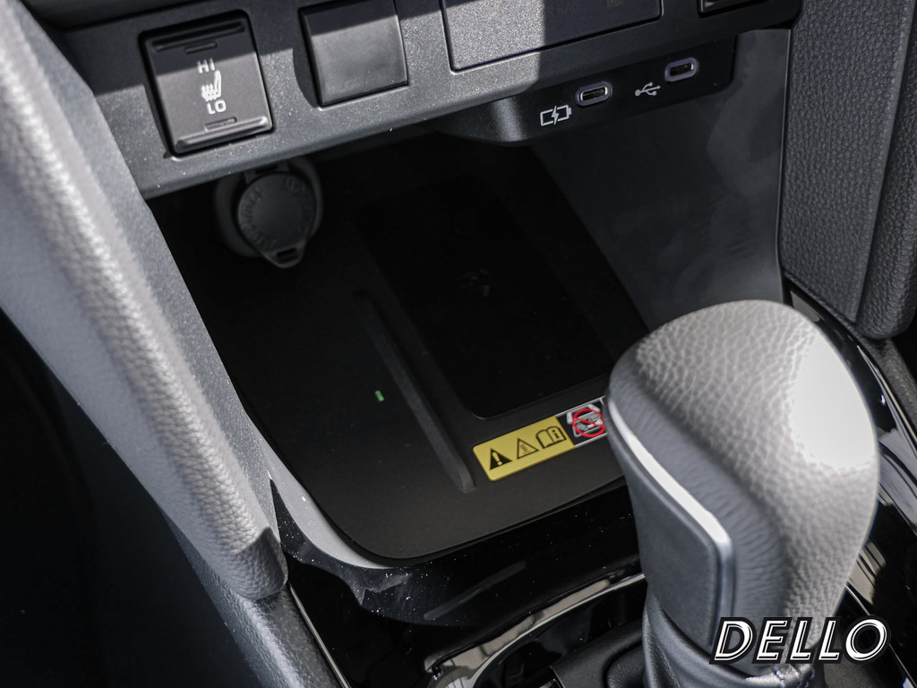 Fahrzeugansicht TOYOTA Yaris 1.5 Hybrid Teamplayer - Bild 6