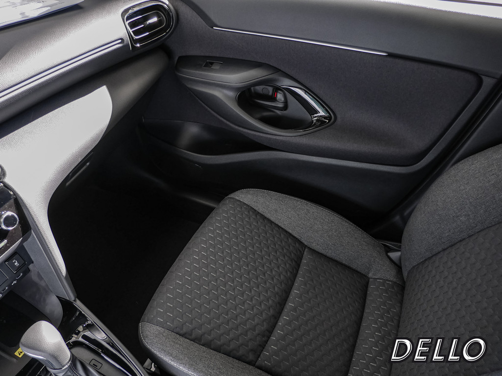 Fahrzeugansicht TOYOTA Yaris 1.5 Hybrid Teamplayer - Bild 9