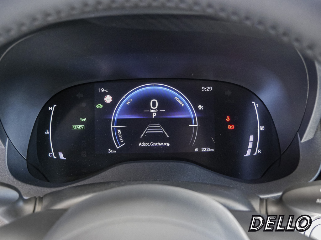 Fahrzeugansicht TOYOTA Yaris 1.5 Hybrid Teamplayer - Bild 11