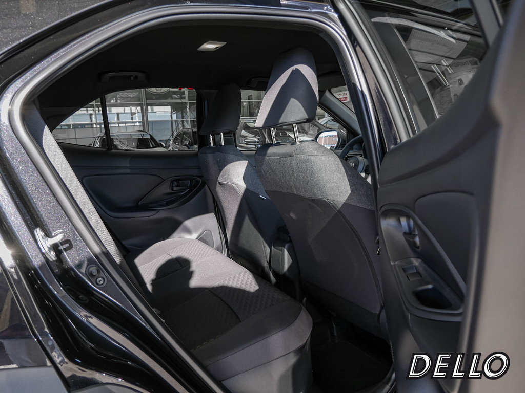 Fahrzeugansicht TOYOTA Yaris 1.5 Hybrid Teamplayer - Bild 12