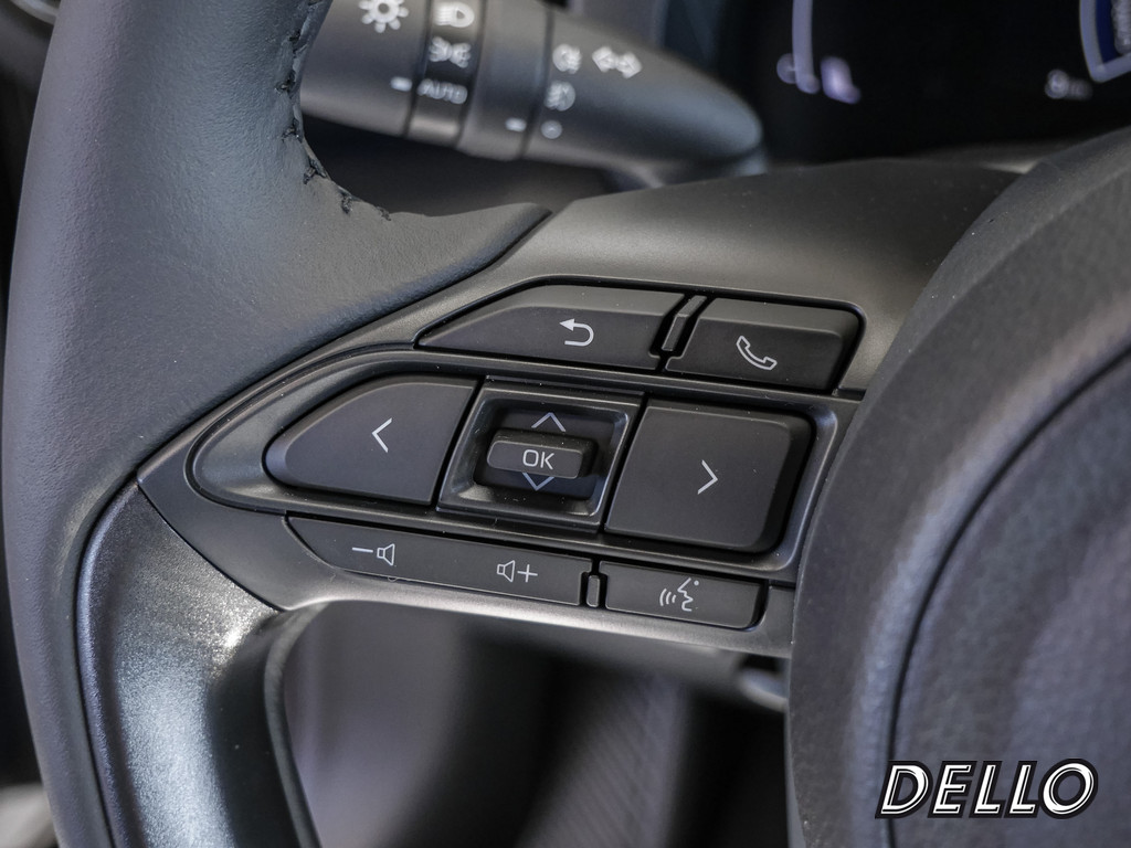 Fahrzeugansicht TOYOTA Yaris 1.5 Hybrid Teamplayer - Bild 17