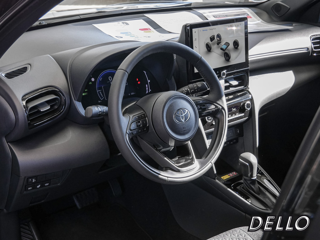 Fahrzeugansicht TOYOTA Yaris 1.5 Hybrid Teamplayer - Bild 20