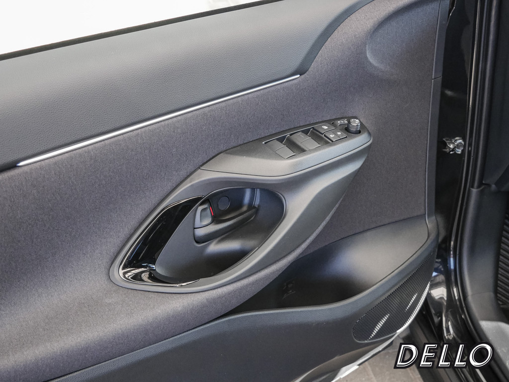 Fahrzeugansicht TOYOTA Yaris 1.5 Hybrid Teamplayer - Bild 21