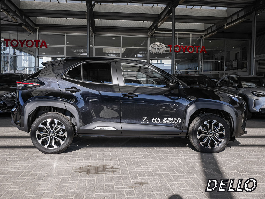 Fahrzeugansicht TOYOTA Yaris 1.5 Hybrid Teamplayer - Bild 8