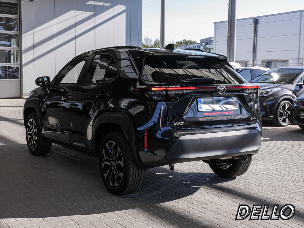 Fahrzeugansicht TOYOTA Yaris 1.5 Hybrid Teamplayer - Bild 11