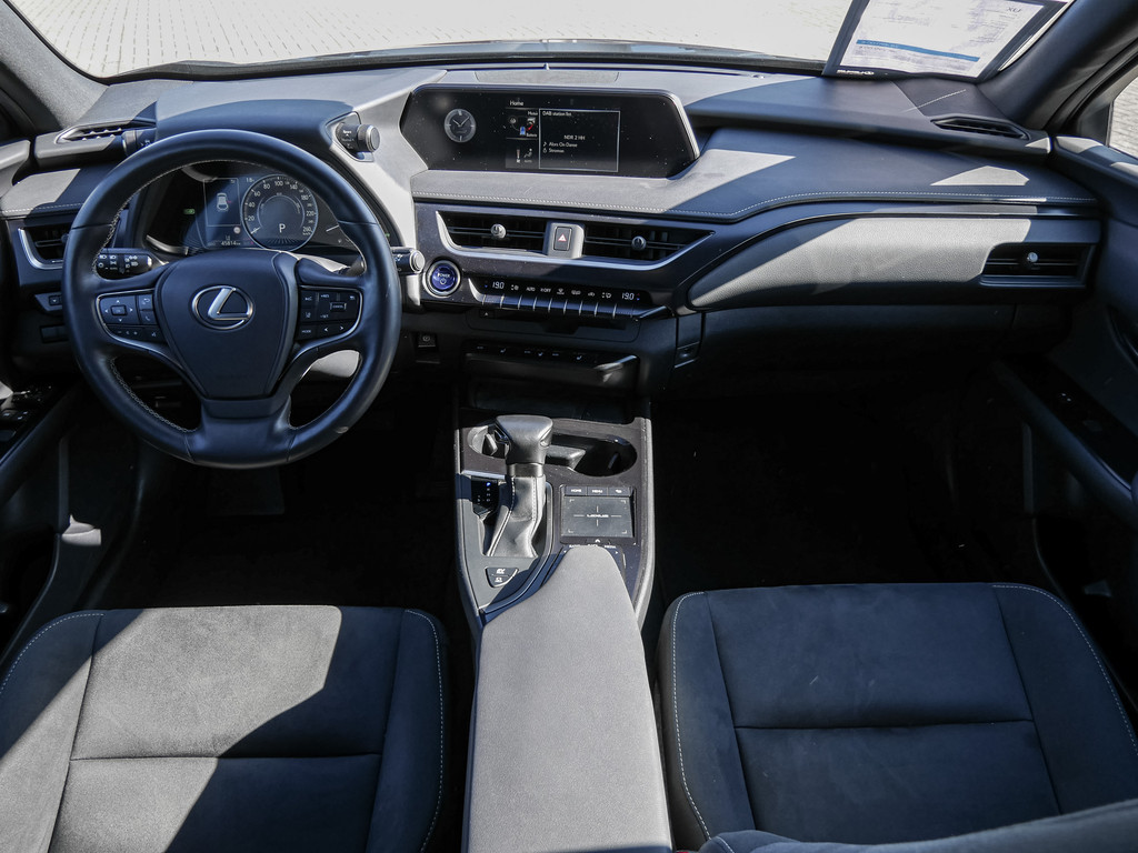 Fahrzeugansicht LEXUS UX 250h Style Edition - Bild 4