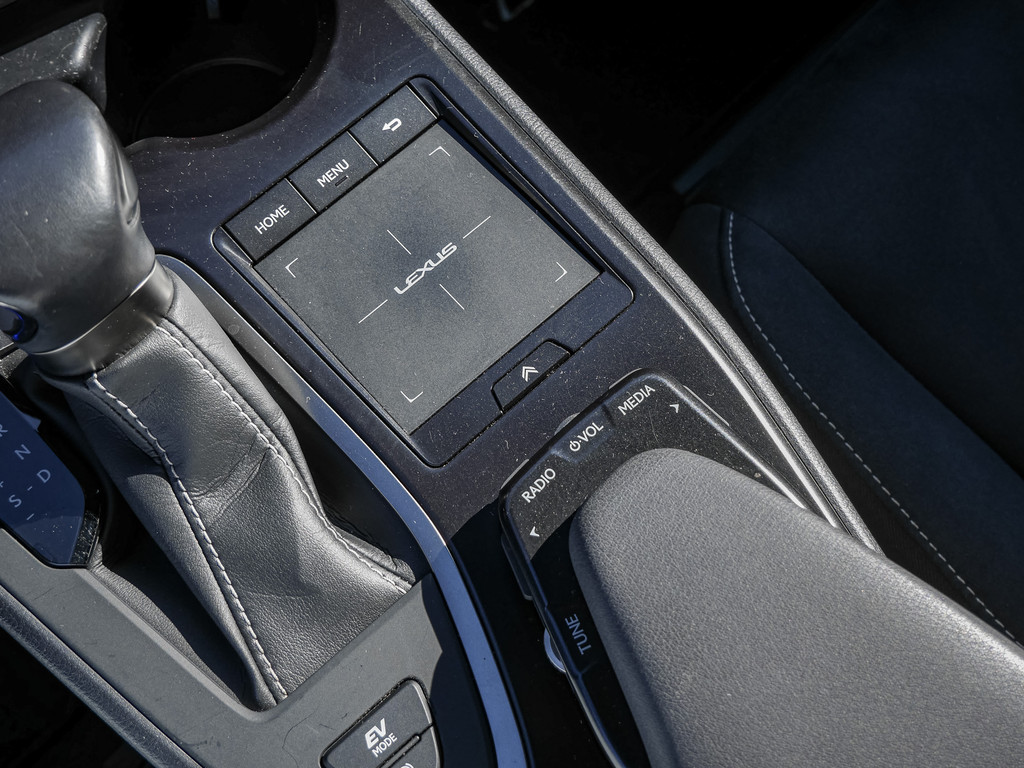 Fahrzeugansicht LEXUS UX 250h Style Edition - Bild 20