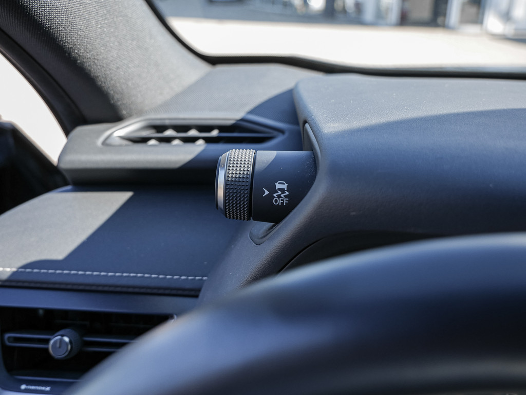 Fahrzeugansicht LEXUS UX 250h Style Edition - Bild 25