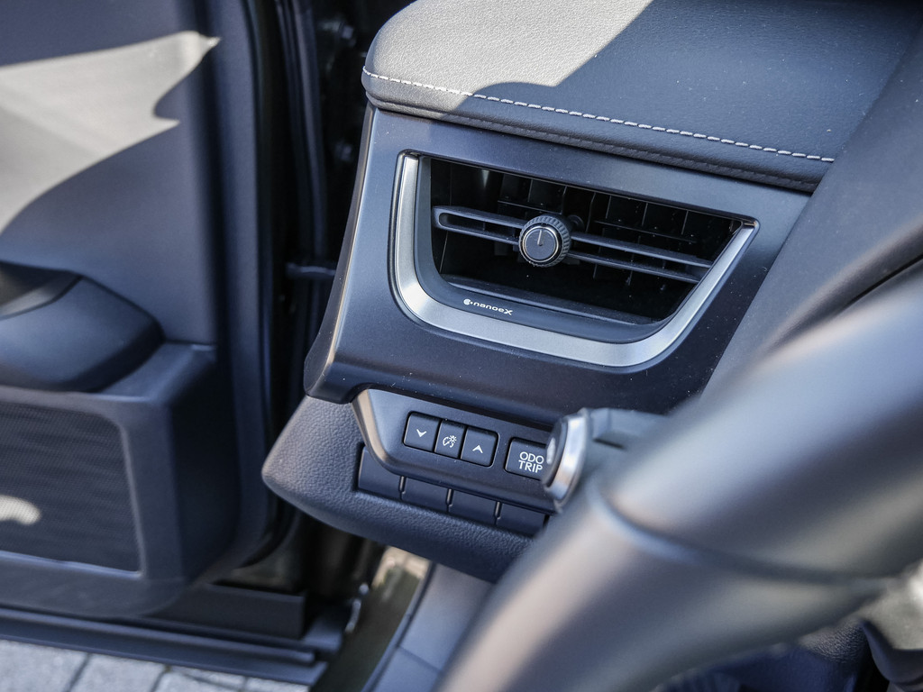 Fahrzeugansicht LEXUS UX 250h Style Edition - Bild 31