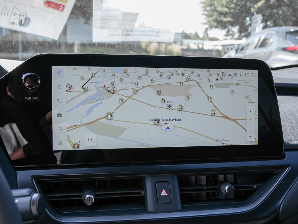 Fahrzeugansicht LEXUS UX 300h F-Sport Design - Bild 10