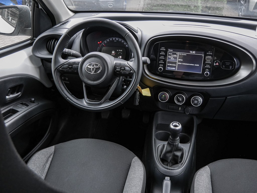 Fahrzeugansicht TOYOTA Aygo X 1.0 Play - Bild 5