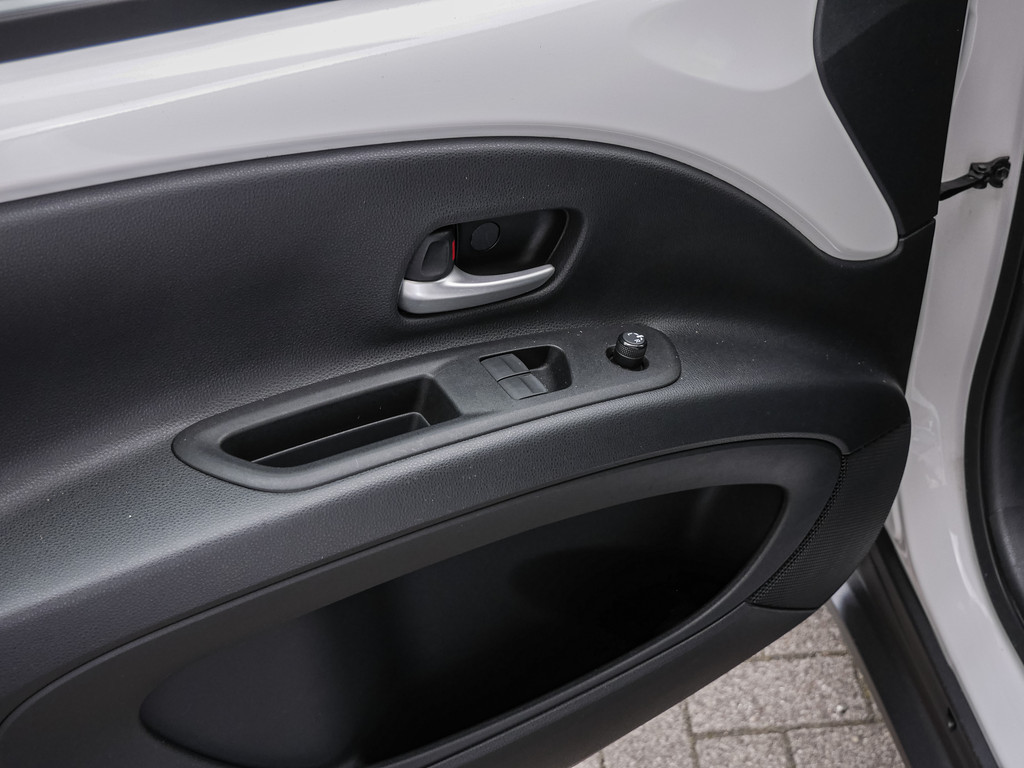 Fahrzeugansicht TOYOTA Aygo X 1.0 Play - Bild 29