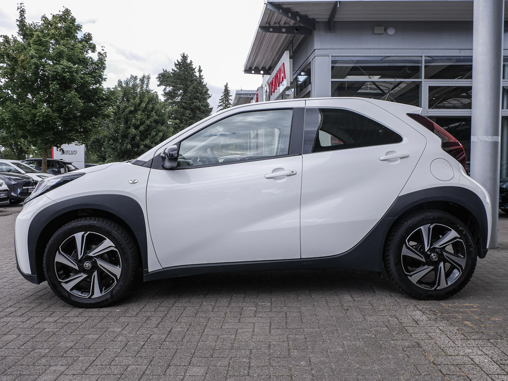 Fahrzeugansicht TOYOTA Aygo X 1.0 Play - Bild 35