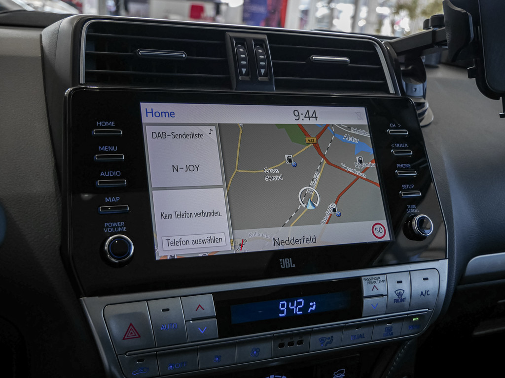 Fahrzeugansicht TOYOTA Land Cruiser 2.8 D-4D TEC-Edition - Bild 18