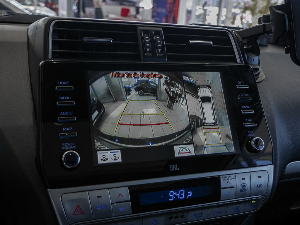 Fahrzeugansicht TOYOTA Land Cruiser 2.8 D-4D TEC-Edition - Bild 22