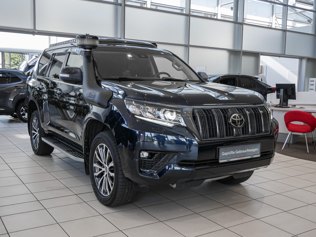 Fahrzeugansicht TOYOTA Land Cruiser 2.8 D-4D TEC-Edition - Bild 23