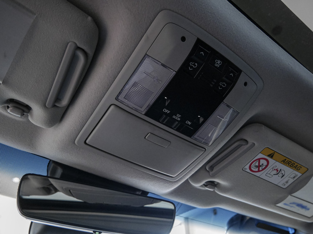 Fahrzeugansicht TOYOTA Land Cruiser 2.8 D-4D TEC-Edition - Bild 31