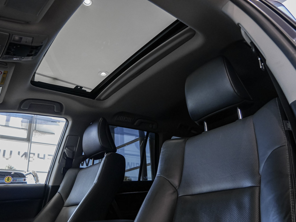 Fahrzeugansicht TOYOTA Land Cruiser 2.8 D-4D TEC-Edition - Bild 43