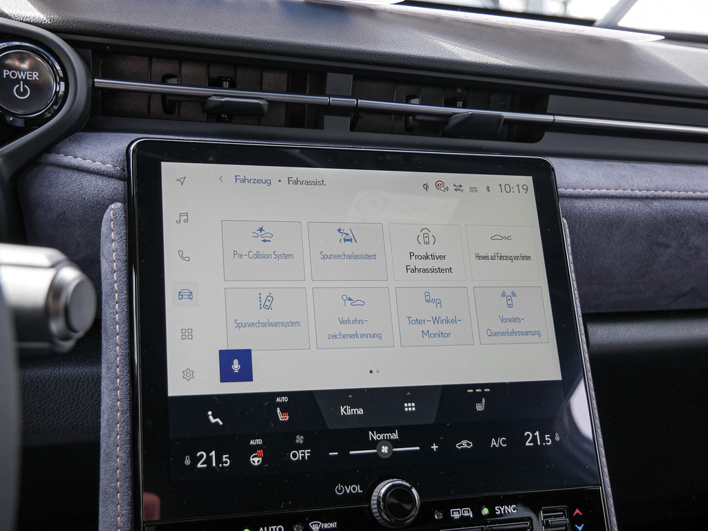 Fahrzeugansicht LEXUS LBX Cool - Bild 14