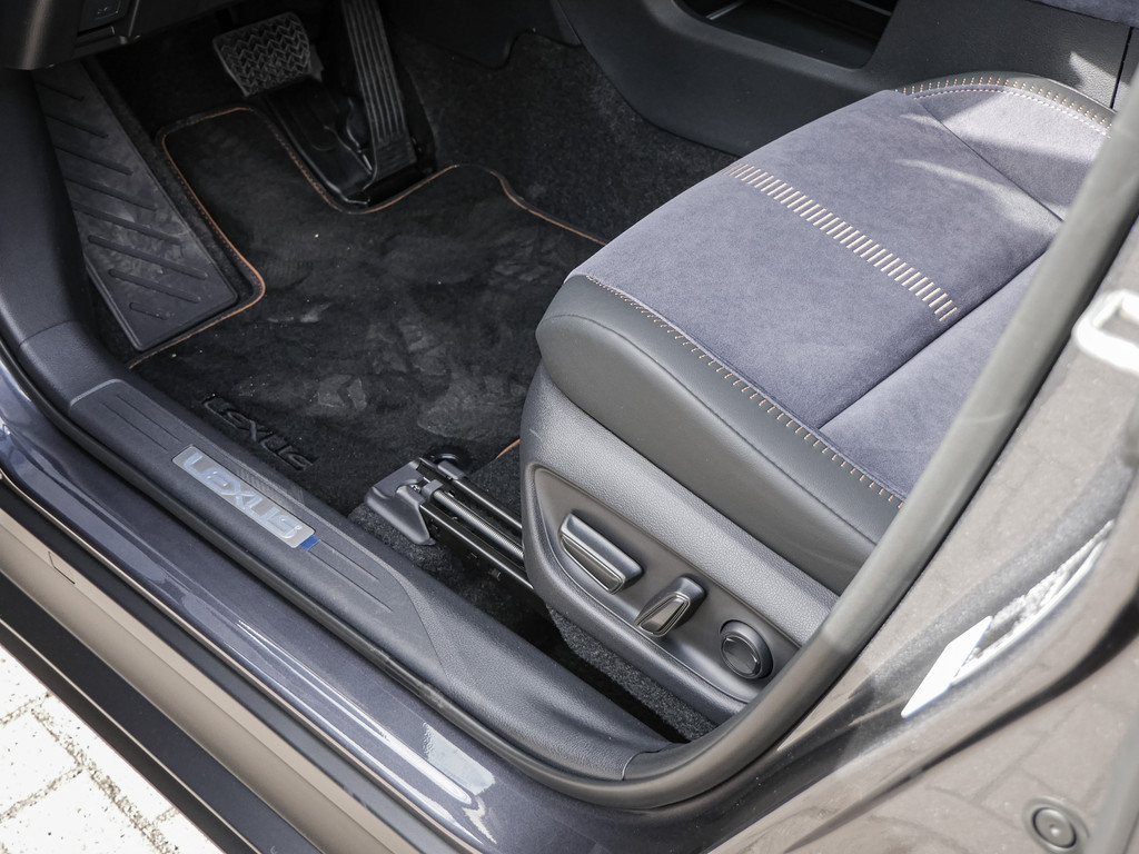 Fahrzeugansicht LEXUS LBX Cool - Bild 27