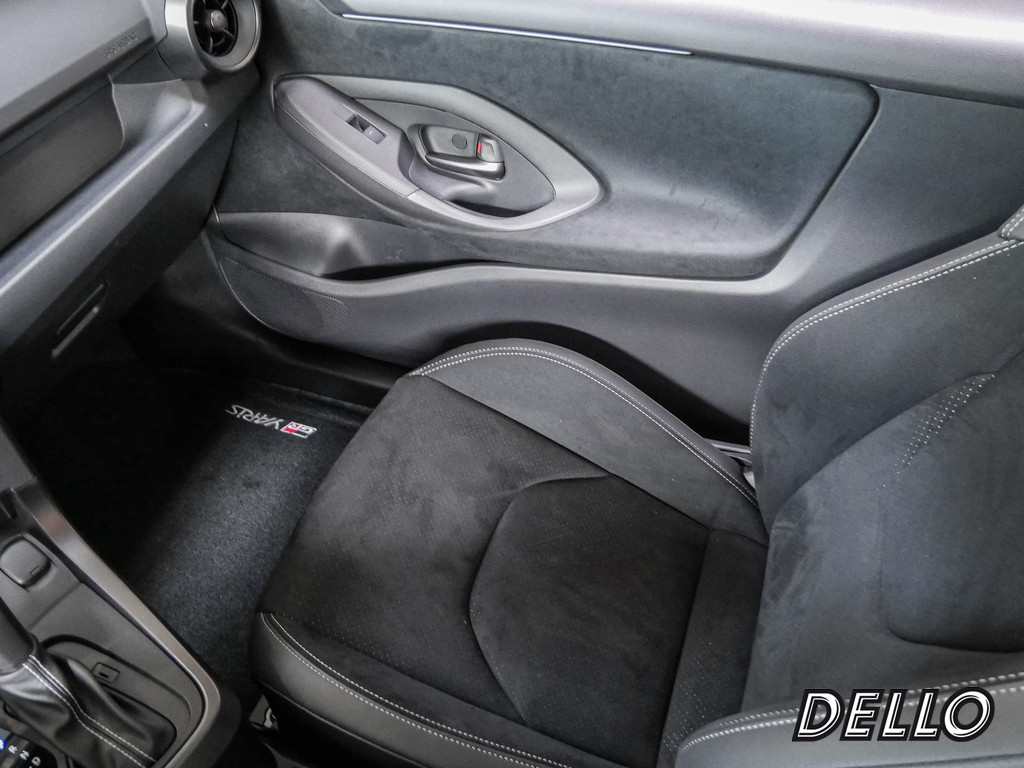 Fahrzeugansicht TOYOTA Yaris 1.6 GR - Bild 17