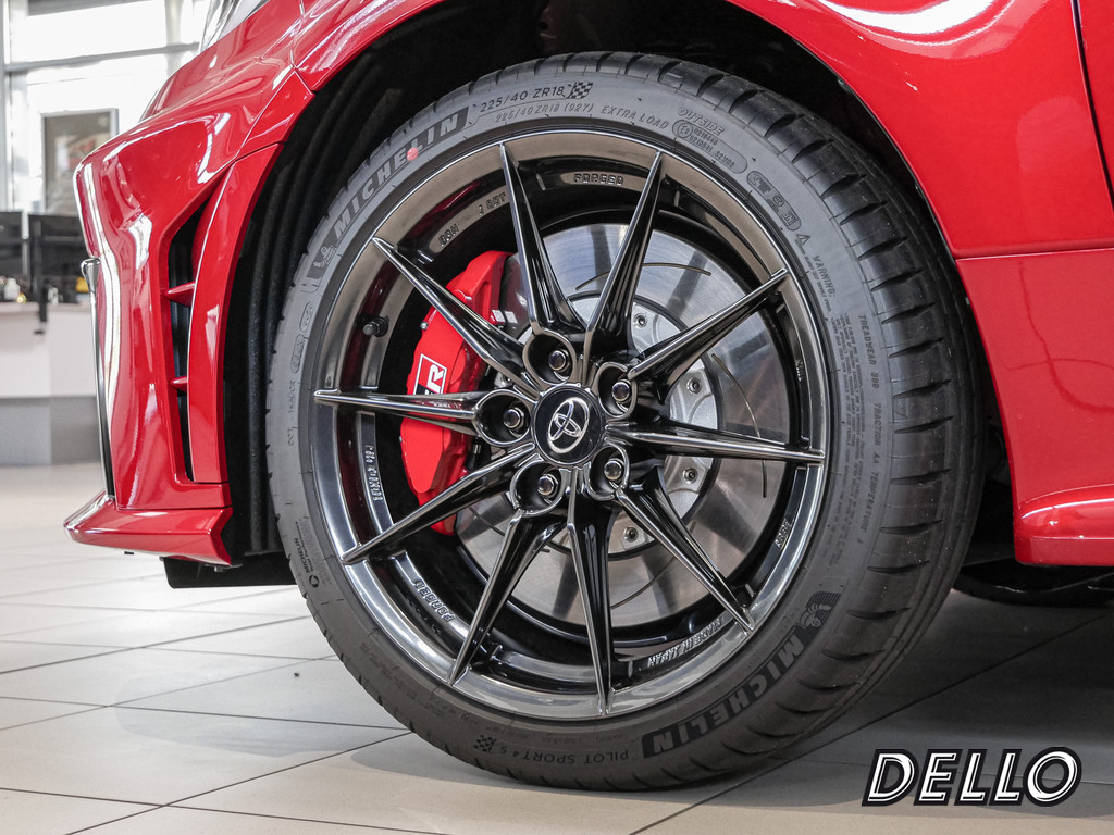 Fahrzeugansicht TOYOTA Yaris 1.6 GR - Bild 40