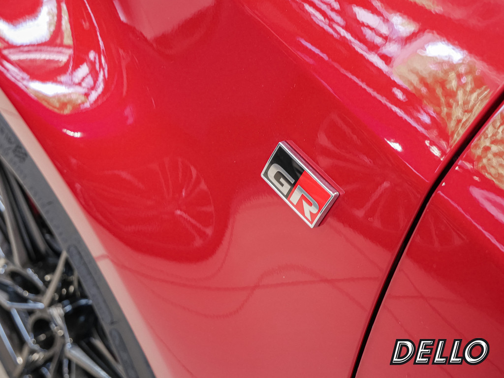 Fahrzeugansicht TOYOTA Yaris 1.6 GR - Bild 41