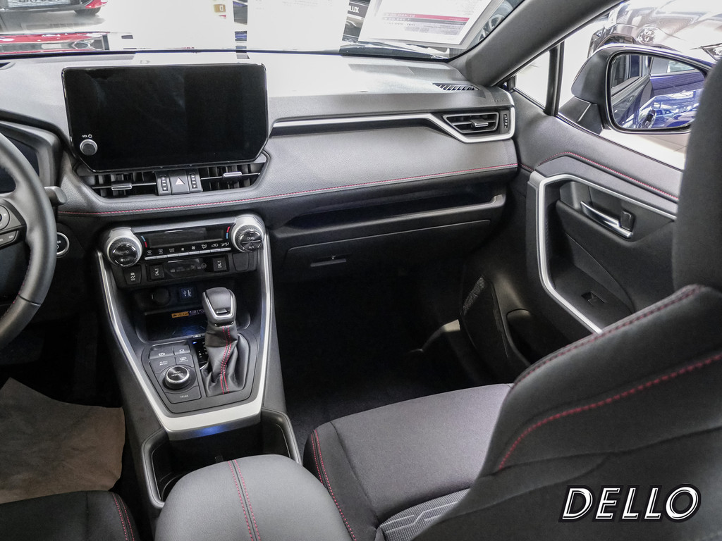 Fahrzeugansicht TOYOTA RAV4 2.5 Plug-in Hybrid 4x4 Teamplayer - Bild 7