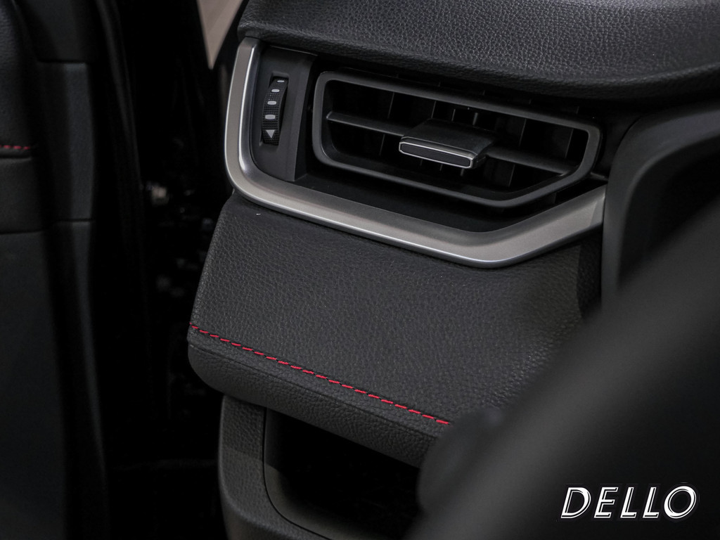 Fahrzeugansicht TOYOTA RAV4 2.5 Plug-in Hybrid 4x4 Teamplayer - Bild 29