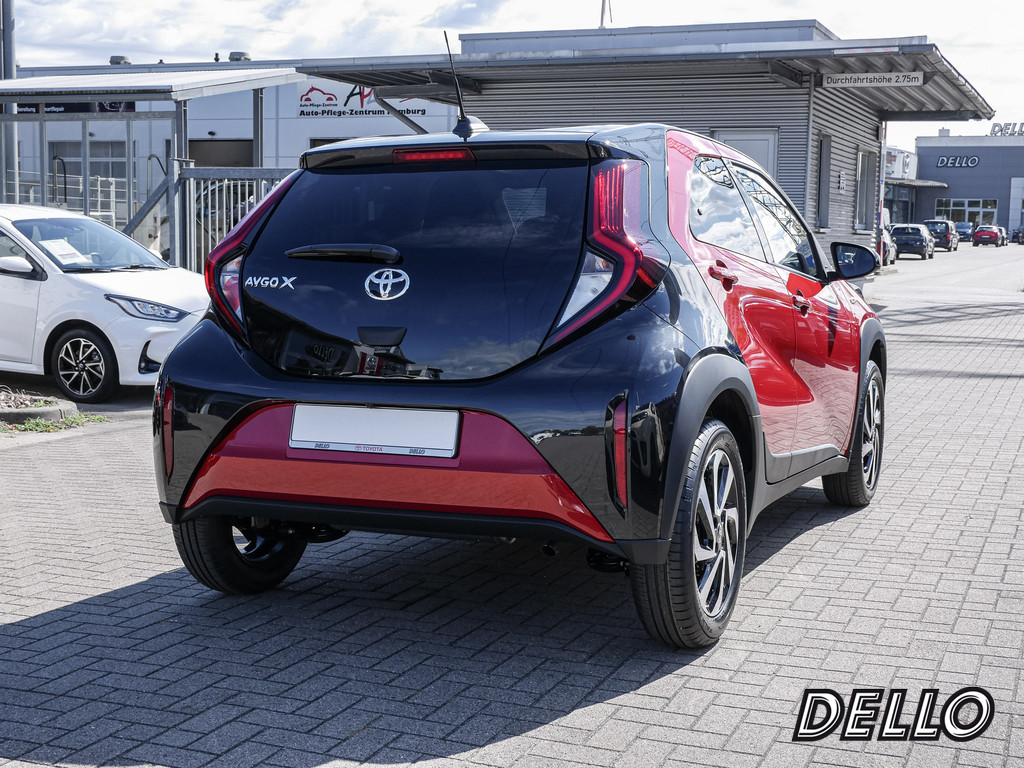 Fahrzeugansicht TOYOTA Aygo X 1.0 Teamplayer - Bild 34