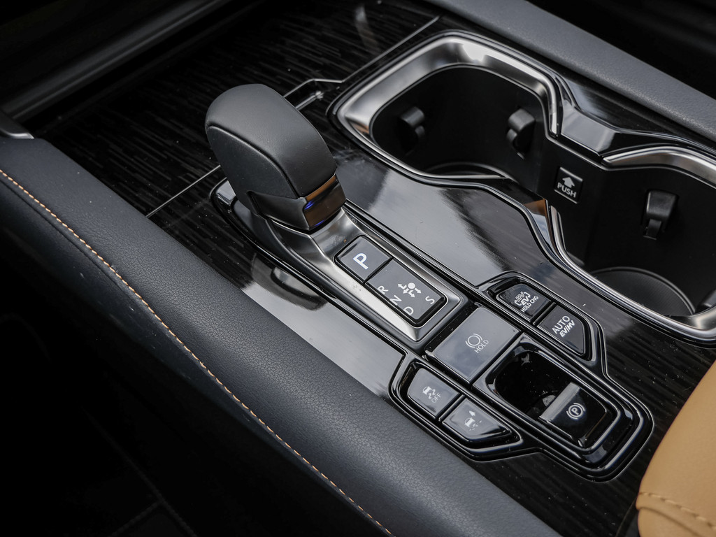 Fahrzeugansicht LEXUS RX 450h + F Sport Design - Bild 18