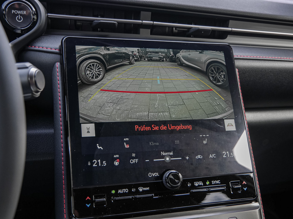 Fahrzeugansicht LEXUS LBX Emotion - Bild 14