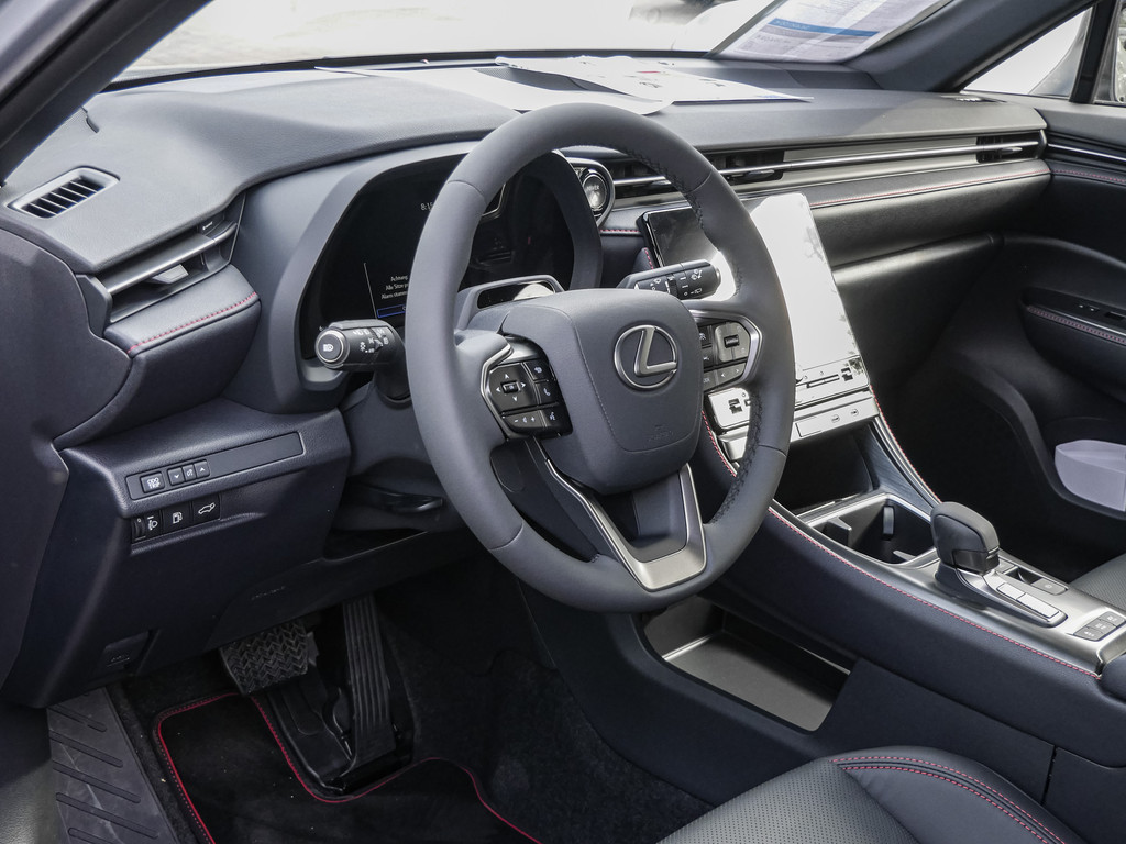 Fahrzeugansicht LEXUS LBX Emotion - Bild 26