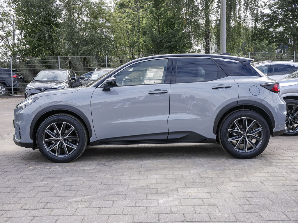 Fahrzeugansicht LEXUS LBX Emotion - Bild 33